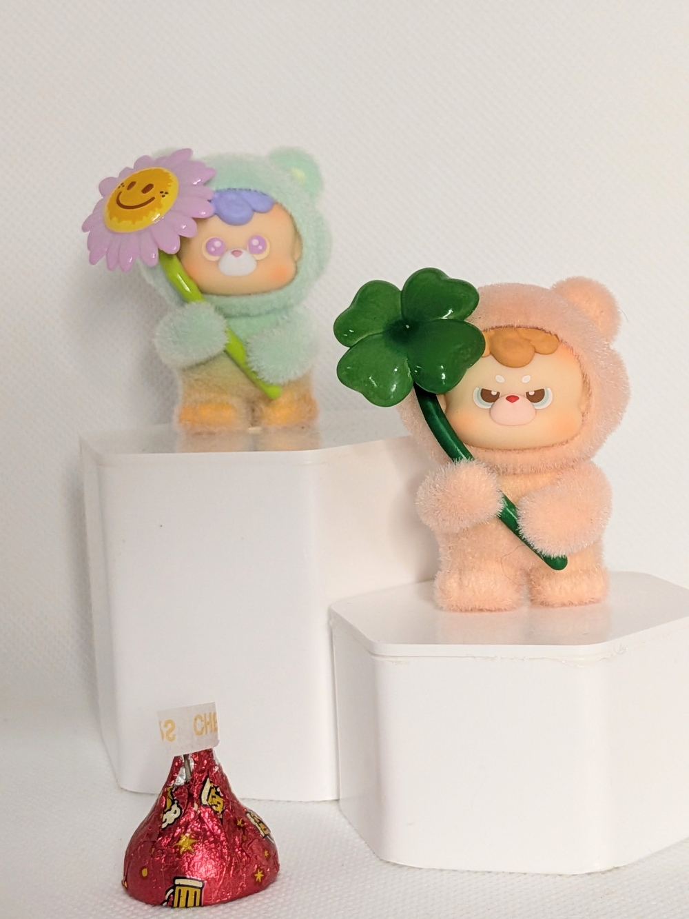 Plush Bear Figurine with Clover - Peach Color - Picture 3 of 3